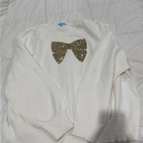 Draper James Sweaters - Draper James Cream Sweater with Gold Bow